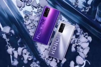 新時(shí)代的第一場終端戰(zhàn)爭:有人掉隊(duì),有人升維